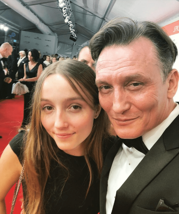 Oliver Masucci with his daughter Milla Masucci in awards function
